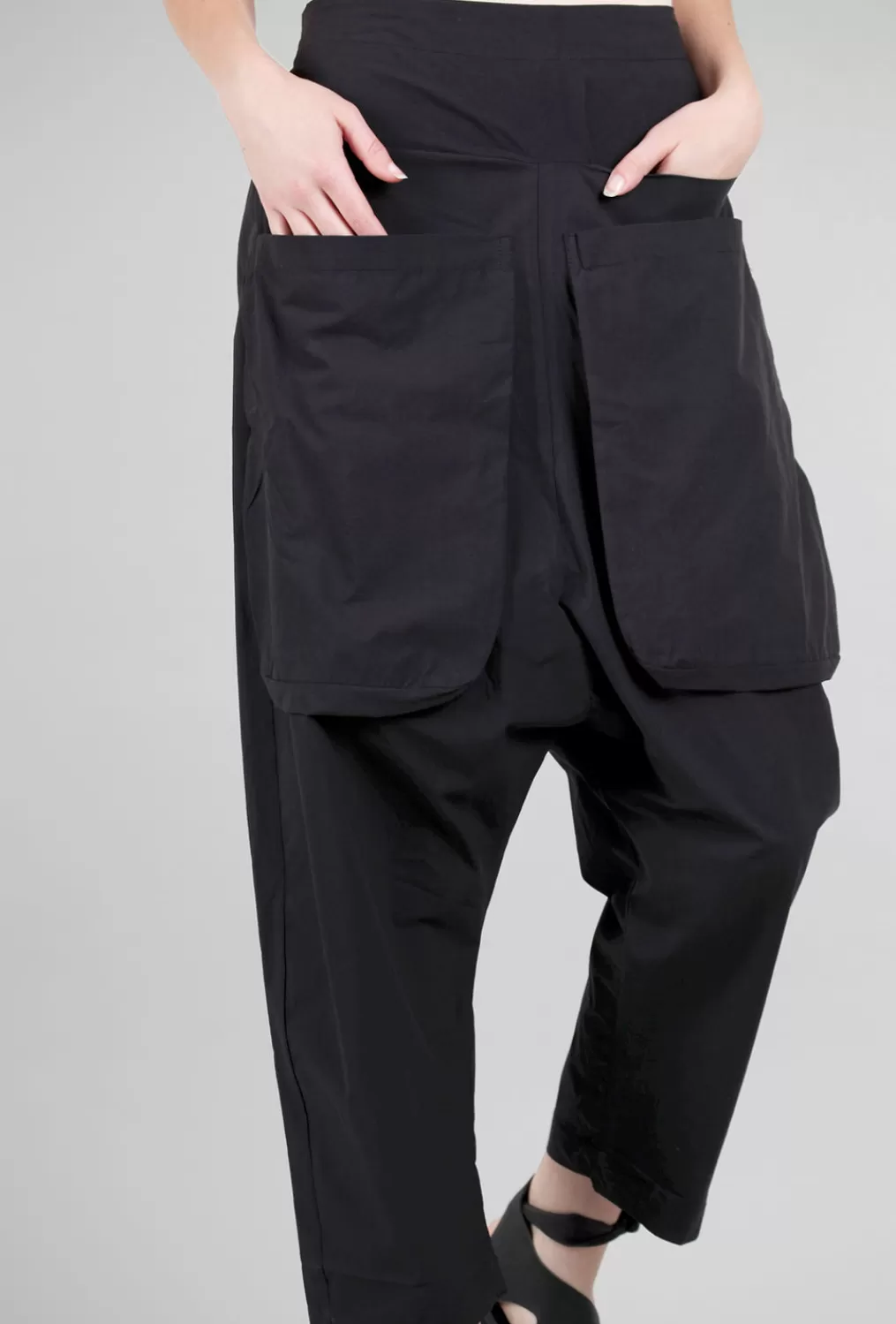 crisp_extended_rise_pant_black_3.webp Store Evie Lou Crisp Extended Rise Pant, Black