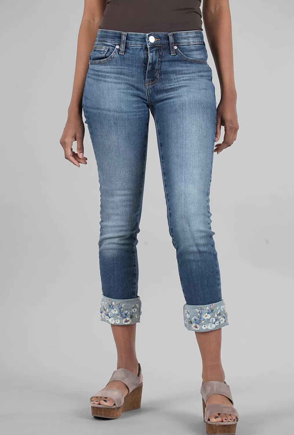 Hot Evie Lou Embroidered Carter Girlfriend, Mosaic Blue