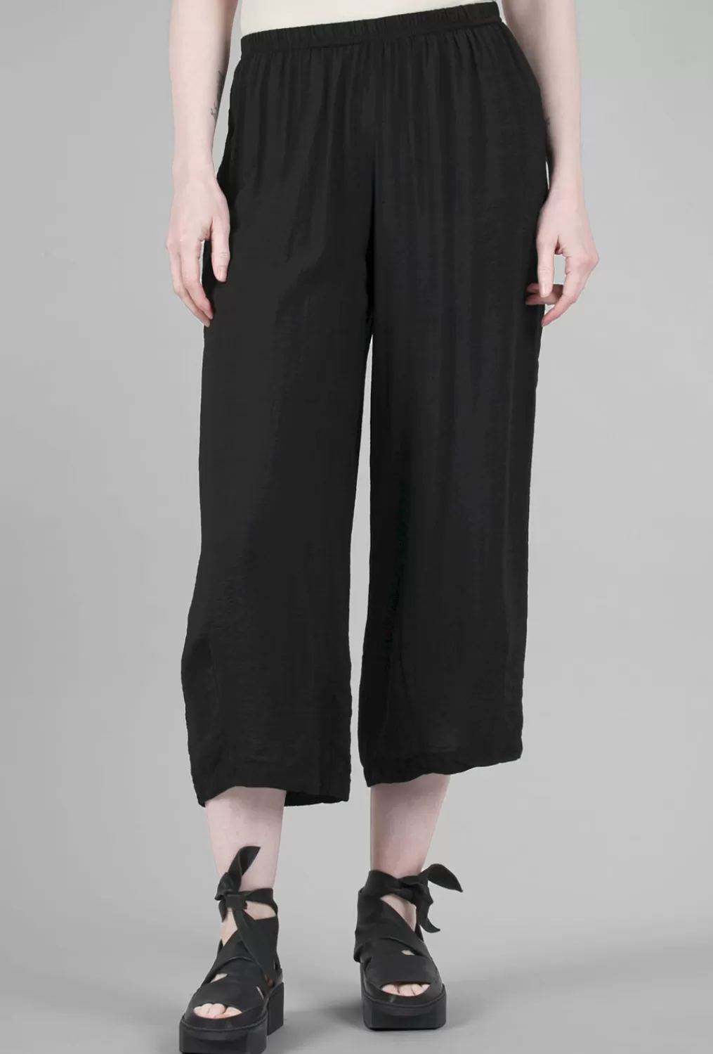 Best Sale Evie Lou Parachute Darted Pants, Black
