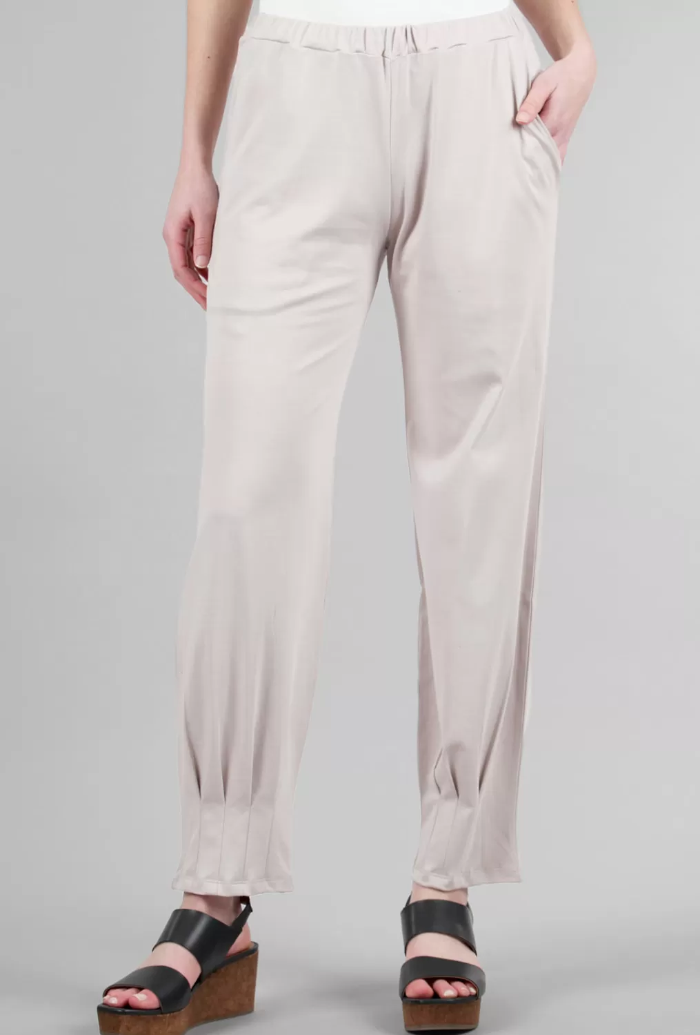 Best Sale Evie Lou Pinched Pleat Pant, Putty