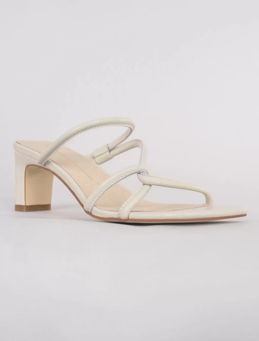 Fashion Evie Lou Willow Sandal, Cream